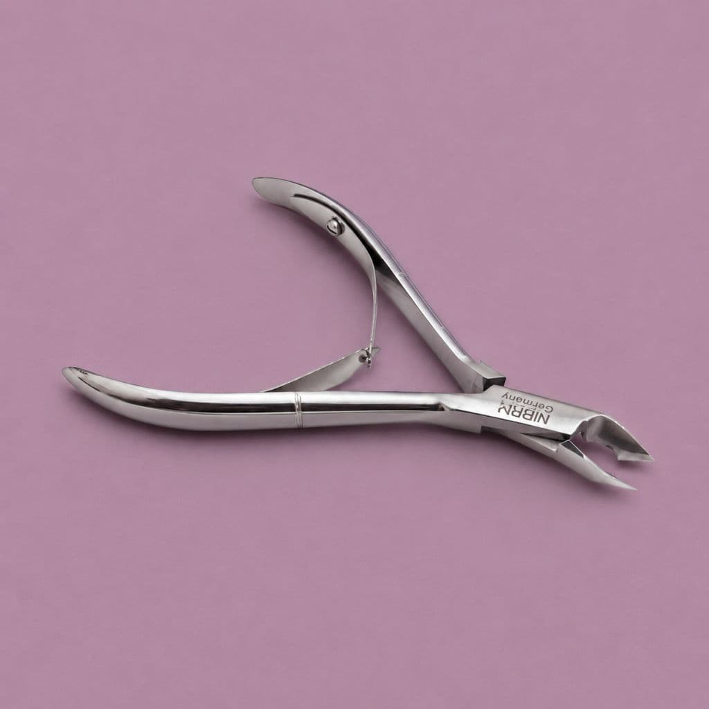 Salon Tools & Accessories